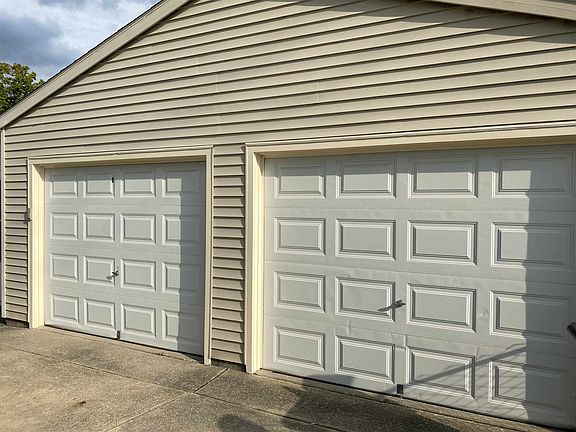 4th image of 406 E Camden Dr