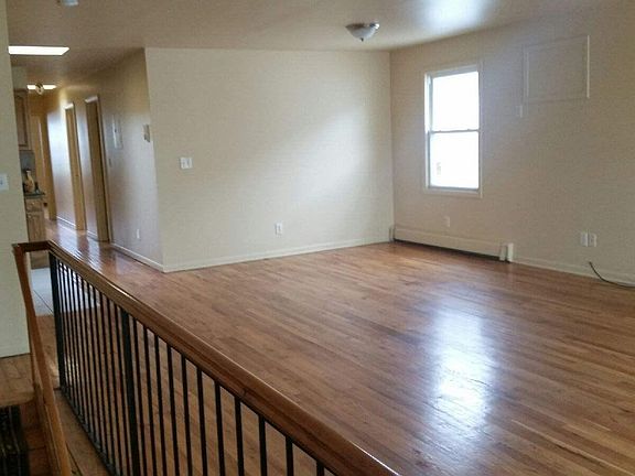 2nd image of 14 Miller St