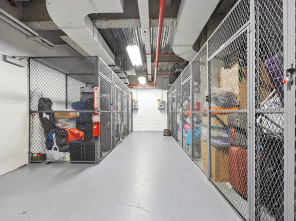 99 Warren Street image 37 of 39