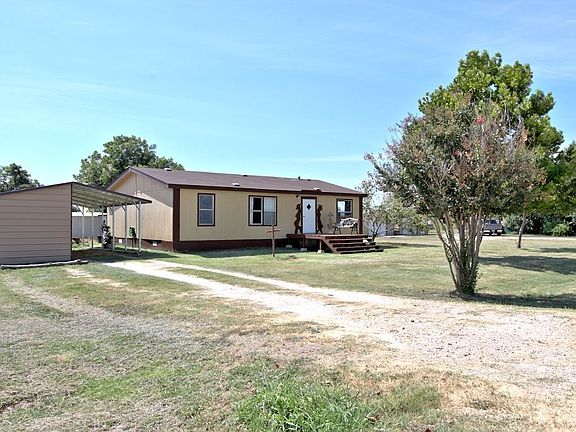2nd image of 127 Clear Springs Dr