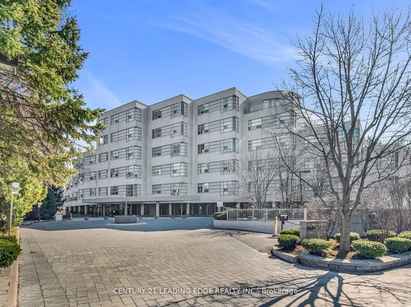 1 Watergarden Way Suite 208, Toronto, ON M2K 2Z7