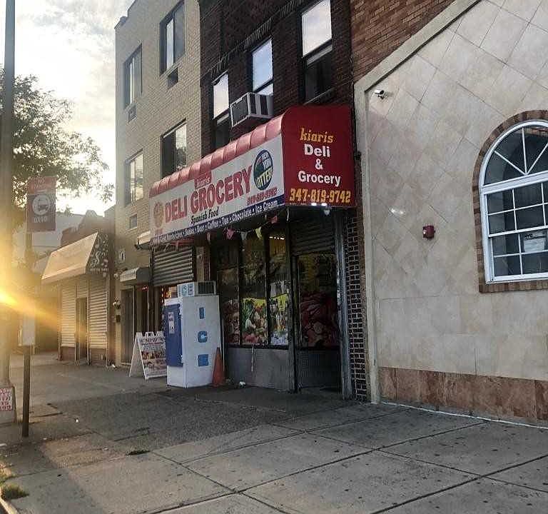 2nd image of 18511 Jamaica Ave