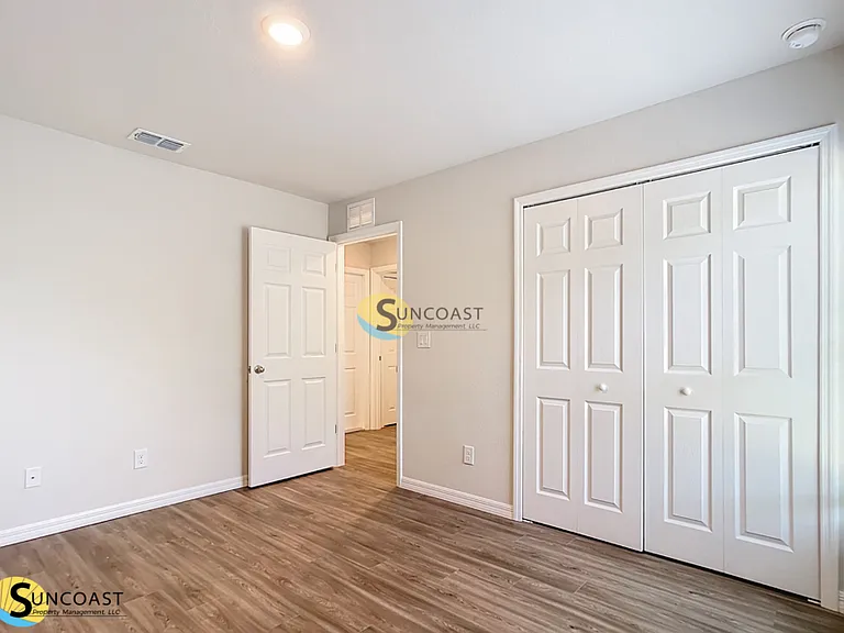 15620 SW 42nd Ter — Photo 15