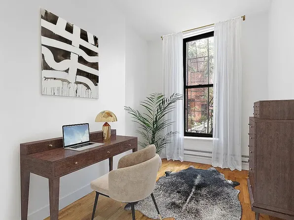 415 Bergen Street image 4 of 8