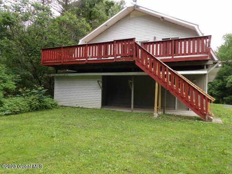 2nd image of 296 Goewey Road