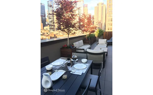 Rented by Douglas Elliman | media 21