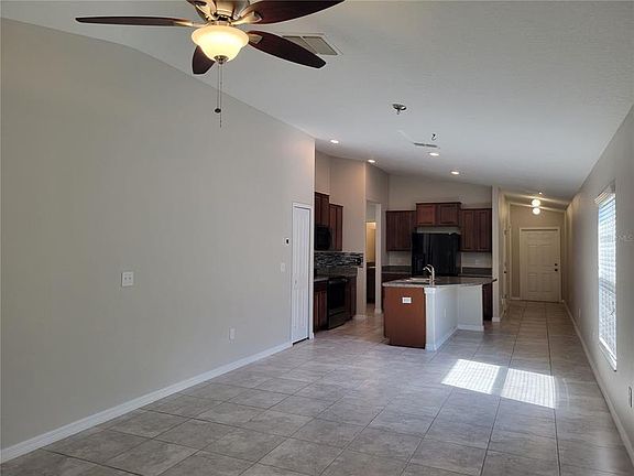 5th image of 227 Cascade Bend Dr