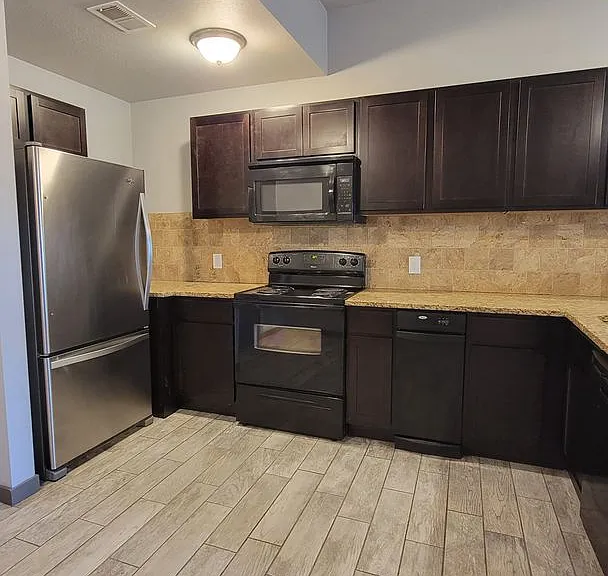 Recent Construction, Premier Finishes, Wonderful Rates! Enclave Apartments — Photo 18