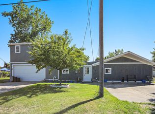 7434 Dyke Rd, Algonac, MI 48001