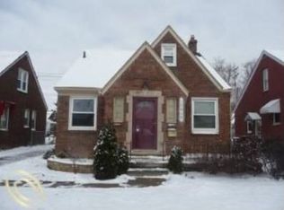 15645 Veronica Ave, Eastpointe, MI 48021