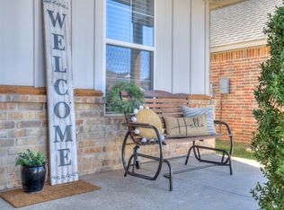 10804 NW 28th Ter, Yukon, OK 73099