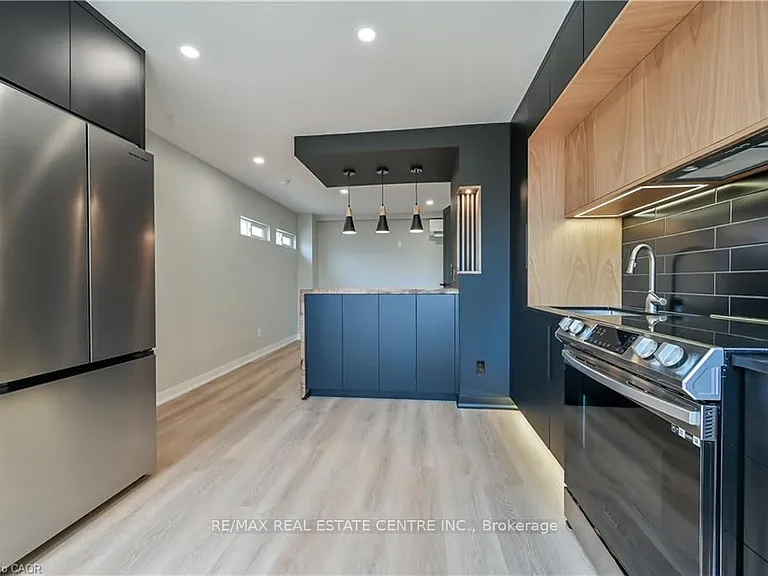 43 Mahony Ave #3 — Photo 8