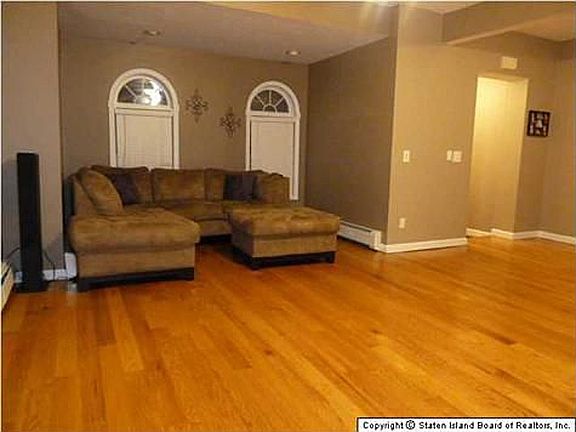 4th image of 12 Cameron Ave