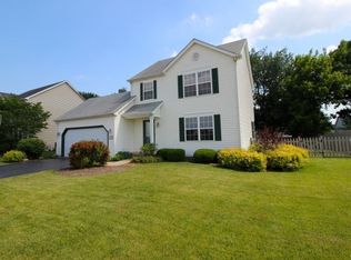 257 Meadow Dr, Genoa City, WI 53128