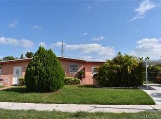 11040 SW 43rd St, Miami, FL 33165