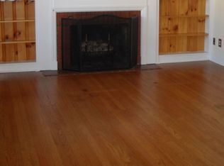 220 Charlotte Ter, Roselle Park, NJ 07204