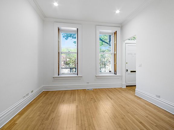 4th image of 1619 N Mohawk St #1F