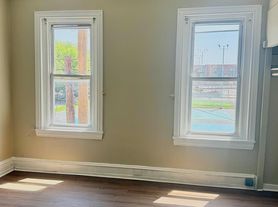 2130 N 16th St, Philadelphia, PA