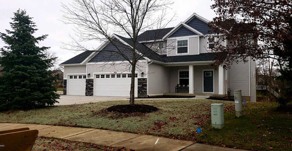 1st image of 7900 Meadows Ct