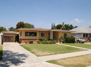 3023 N Greenbrier Rd, Long Beach, CA 90808