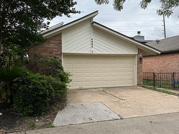 2nd image of 4605 Cashel Glen Dr