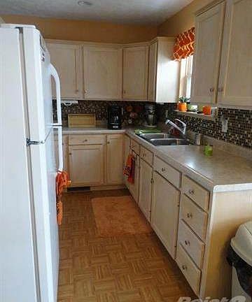 4th image of 3392 Lamar Dr
