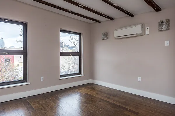 Rented by Nooklyn NYC LLC | media 66