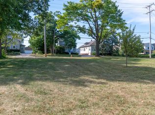 130 Prairie Ave N, Highwood, IL