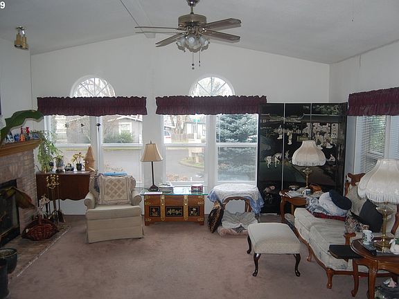 3rd image of 31920 NW Meadow Dr