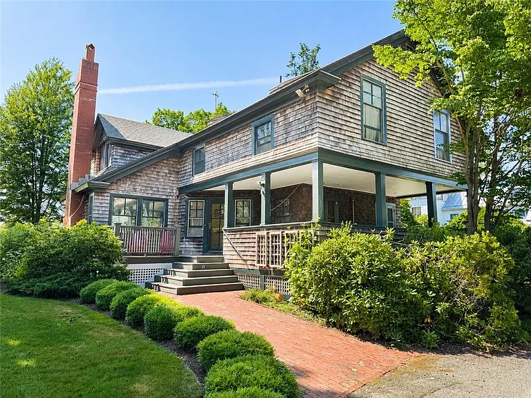 41 Calvert Pl — Photo 1