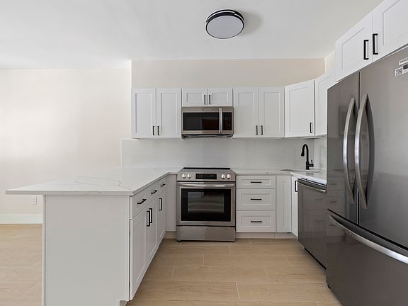 5th image of 643 Morgan Ave #2A