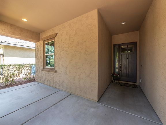 3rd image of 2202 N Park Meadows Dr