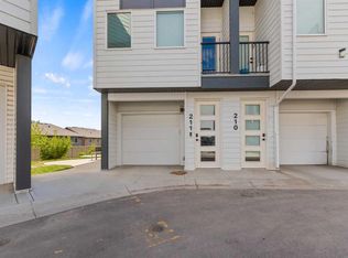 101 N Panatella Sq NW #211, Calgary, AB T3K2R9