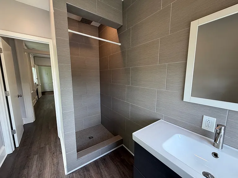436 Linden St #4 — Photo 5