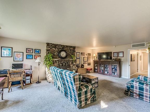 5th image of 2834 Park Ave