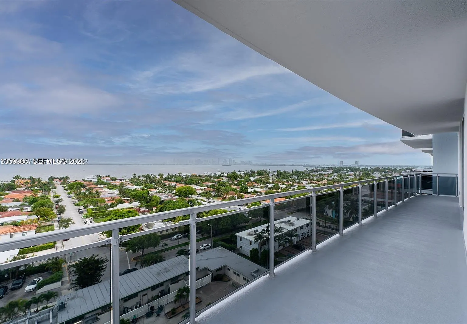 The Lexi Condo — Photo 4
