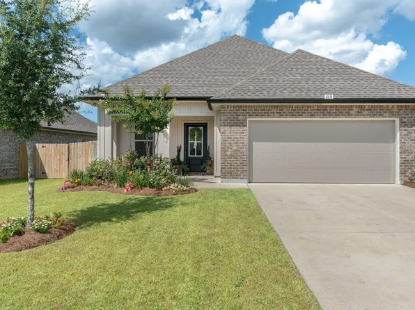 160 Hydrangea Blvd, Freeport, FL 32439