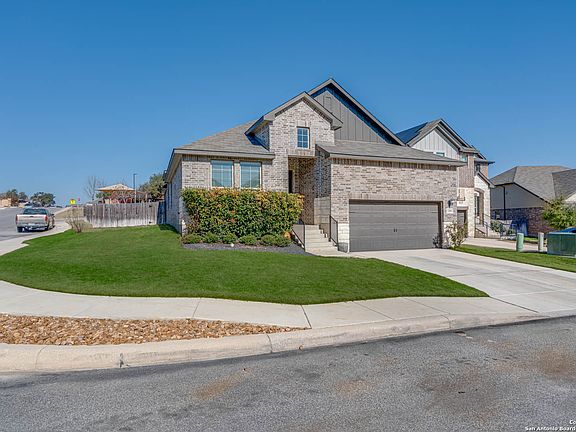 2nd image of 2303 Abadeer Trail