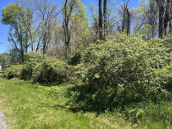 2nd image of 1713 N Philip Rd