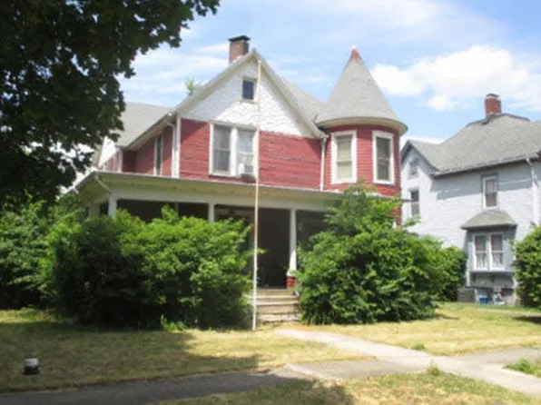 619 E Washington St, Pontiac, IL 61764