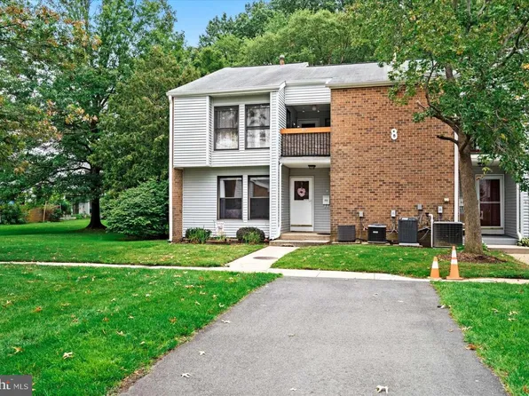 8H Twin Rivers Dr #815, East Windsor, NJ 08520