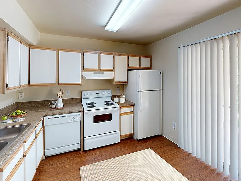 Paradise Oaks Apartments — Photo 2