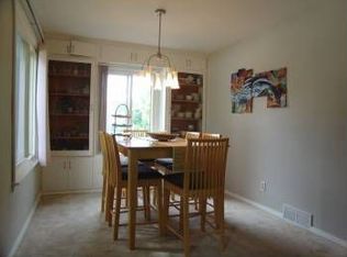 122 N Porter Ave, Waukesha, WI 53186