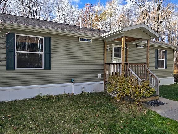 4th image of 7694 County Park Rd