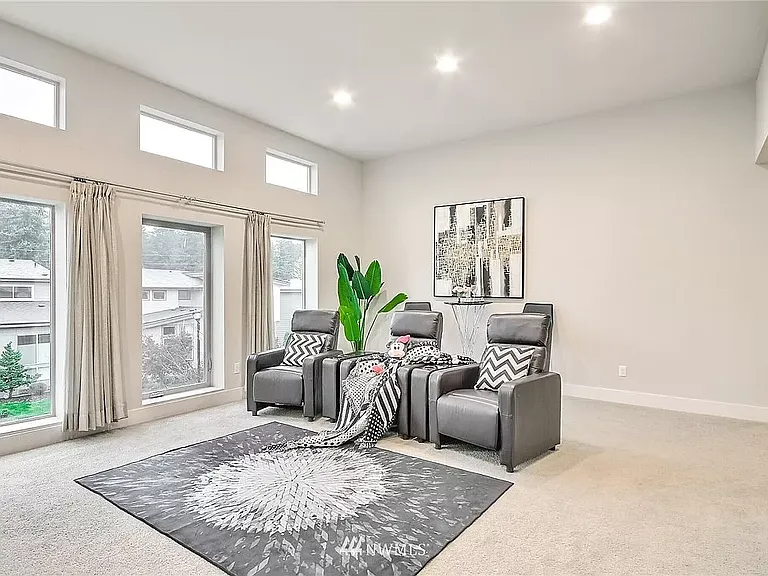 5113 NE 11th Pl — Photo 32