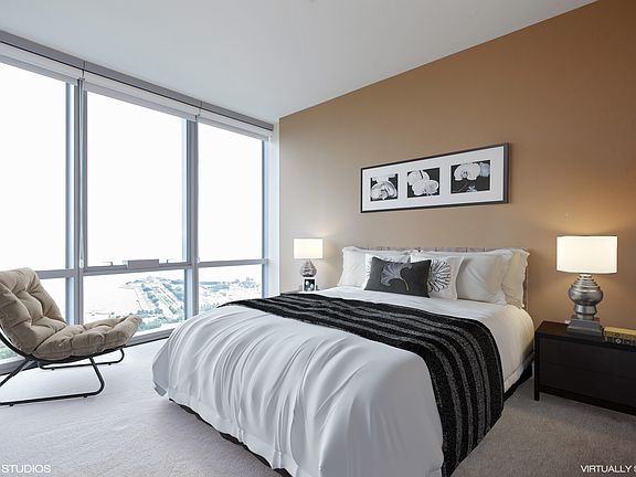 5th image of 1211 S Prairie Ave APT 3903