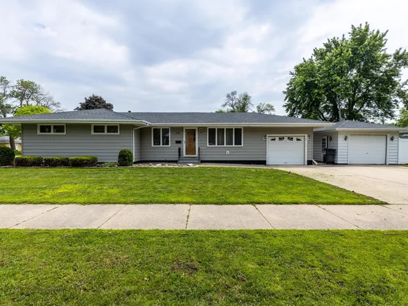 1801 8th Ave SW, Austin, MN 55912