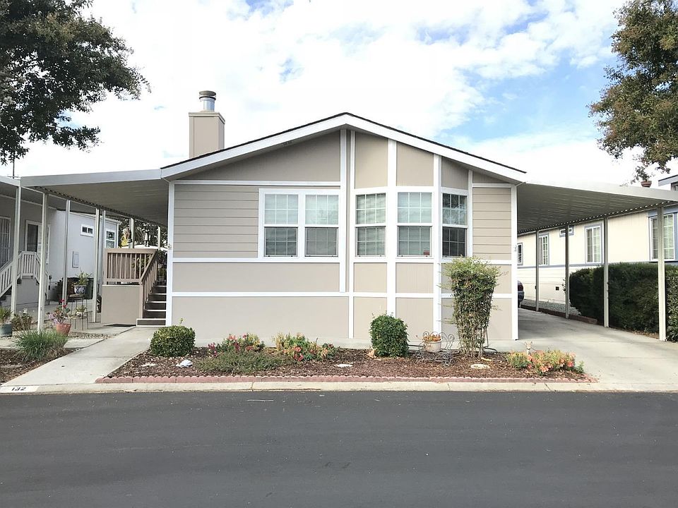 1st image of 132 Mountain Springs Dr #132