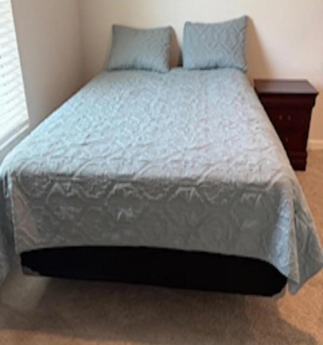 2 bed, 1.0 bath, 3540 sqft, $892 — Photo 3