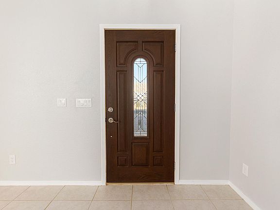 4th image of 1872 W Goldfinch Way